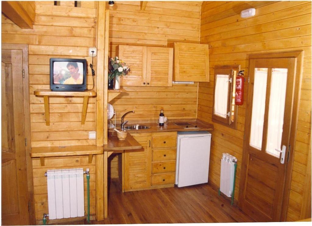 Camping Rural Llanos De Arance Coto Rios Kamer foto